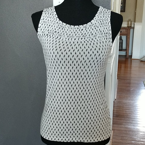 LOFT Tops - 🌞5/$25 Ann Taylor LOFT top, XS